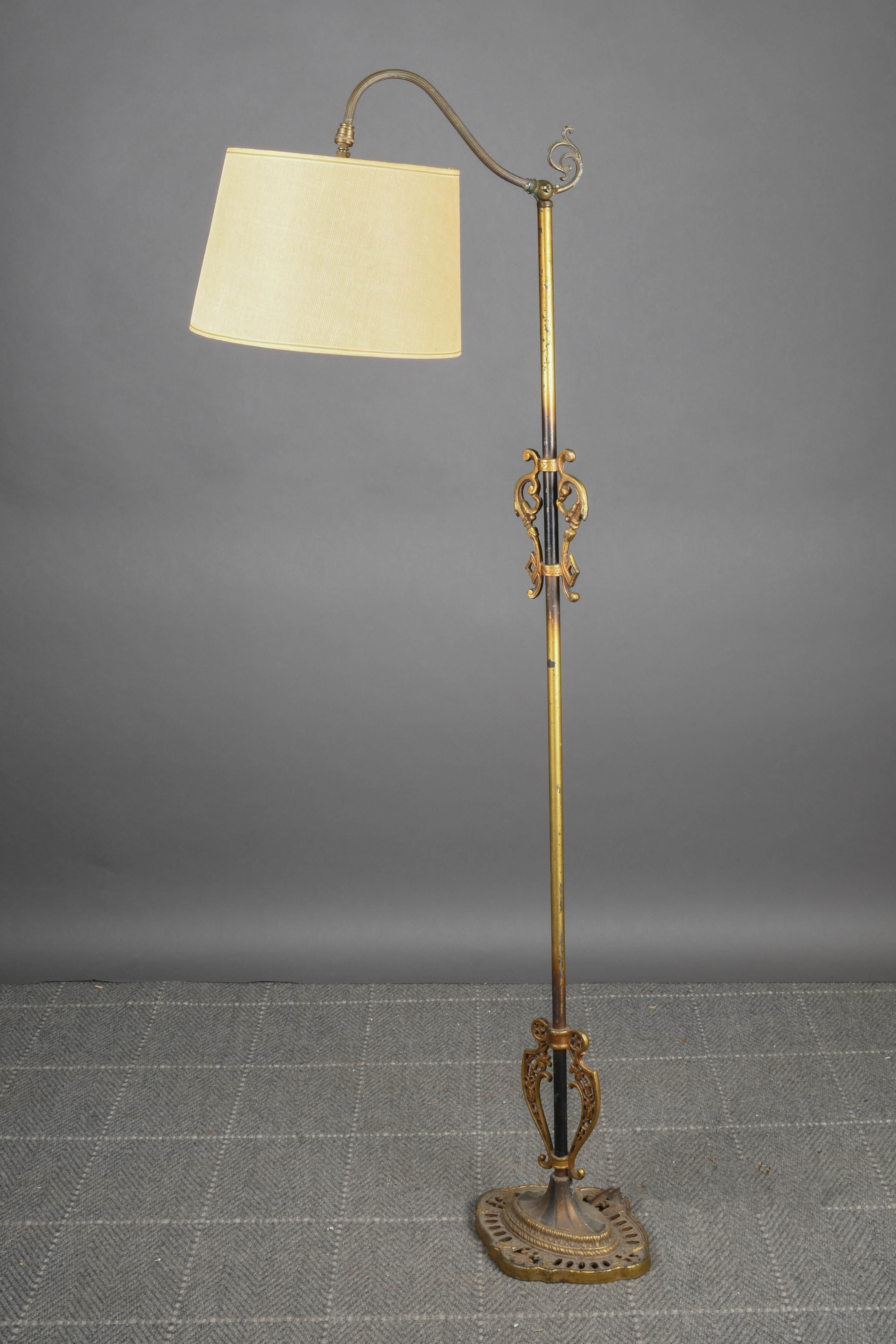 Brass Bridge Style Floor Lamp W Mica Shade Floor Lamps Collection City Knickerbocker