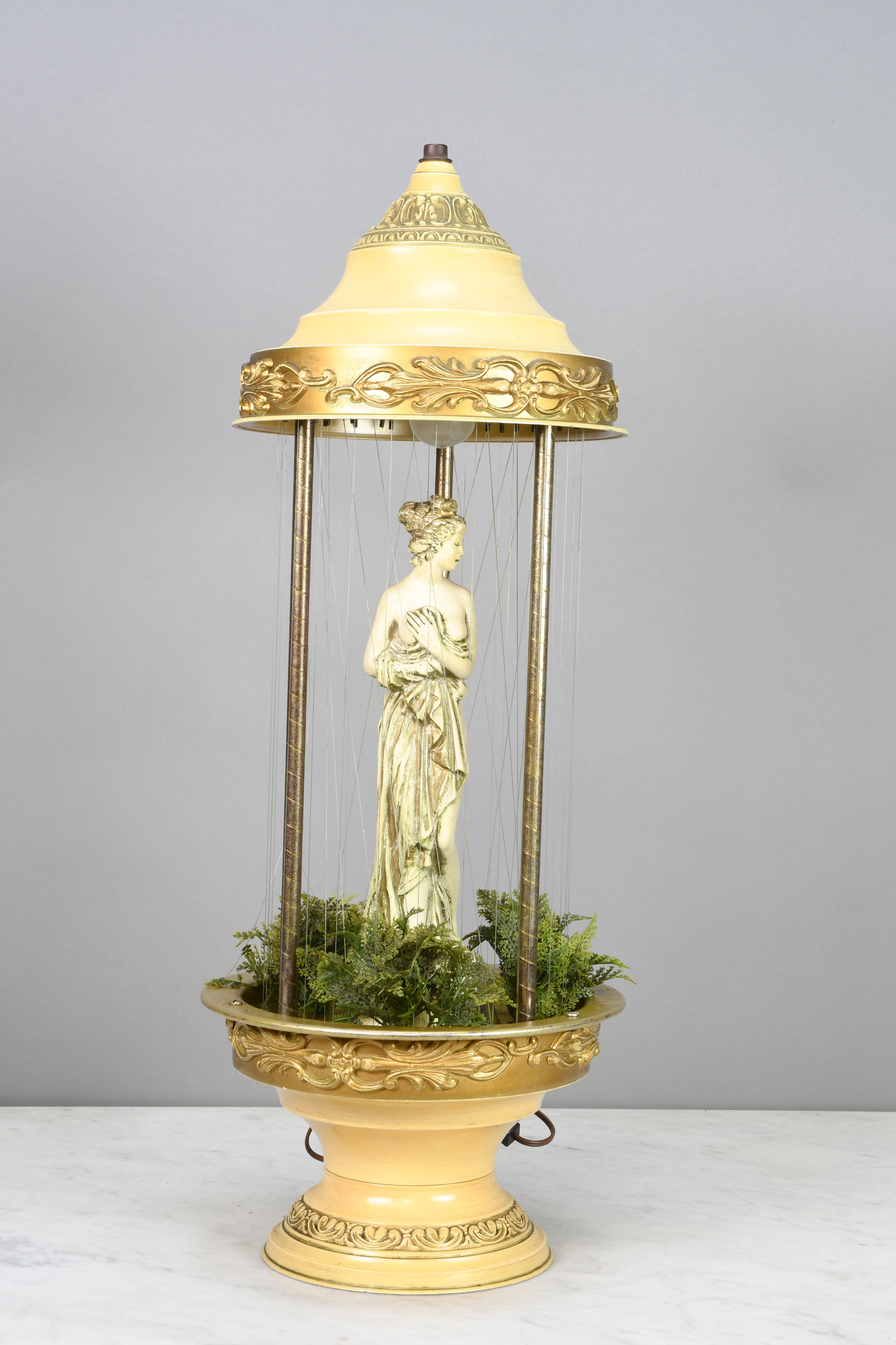 White \u0026 Beige Fifties Rain Lamp | Table Lamps | Collection | City  Knickerbocker | Lighting Rentals, image size:3712x5568