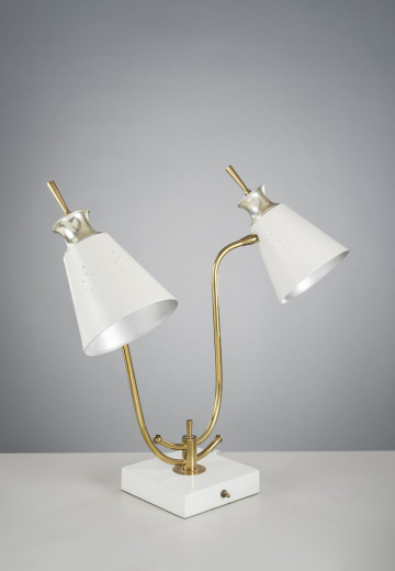 2 light table lamp diretional