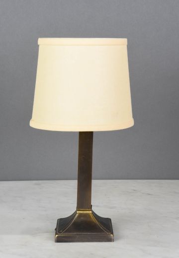Simple Antique Brass Plug In Cafe Table Lamp - Edison