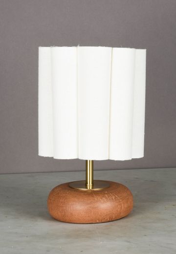 Wooden Mid Century Plug In Cafe Table Lamp w/Scalloped Fabric Shade