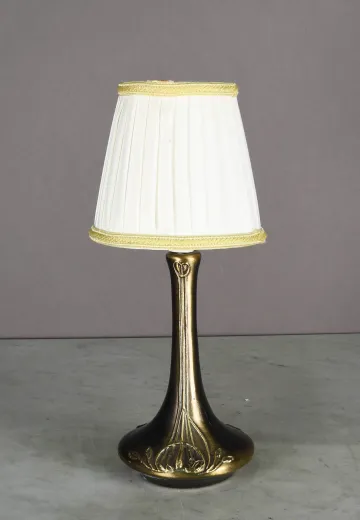 Floral Antique Brass Plug In Cafe Table Lamp