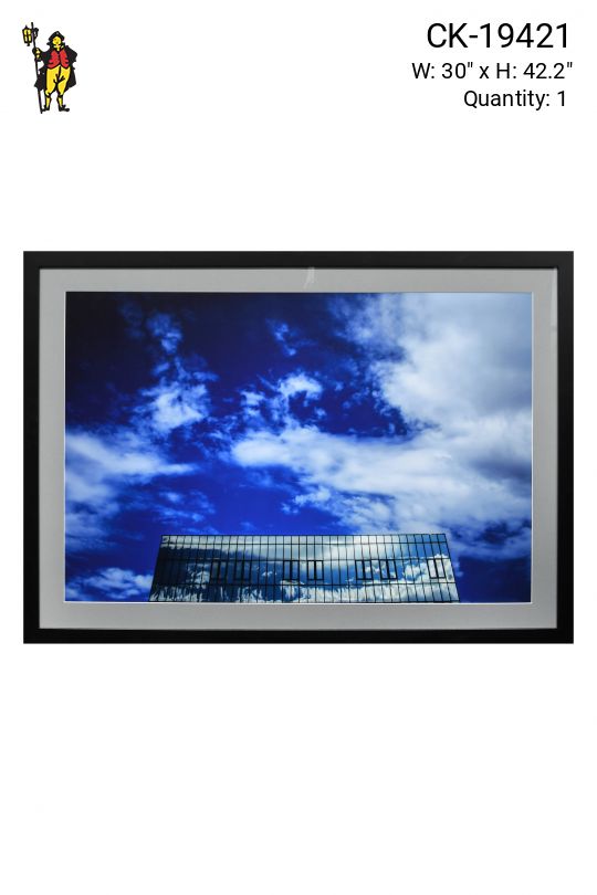 Framed Contemporary Minimalist Mirrored Architecture Photograph - 3
