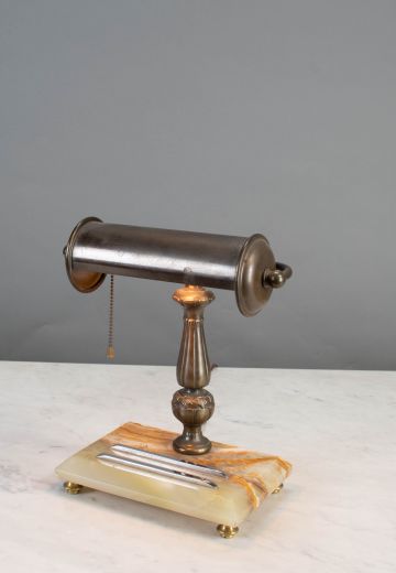 Traditional Desk Lamp