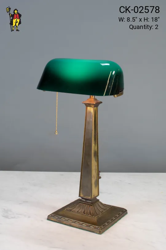 Traditional Banker's Lamp