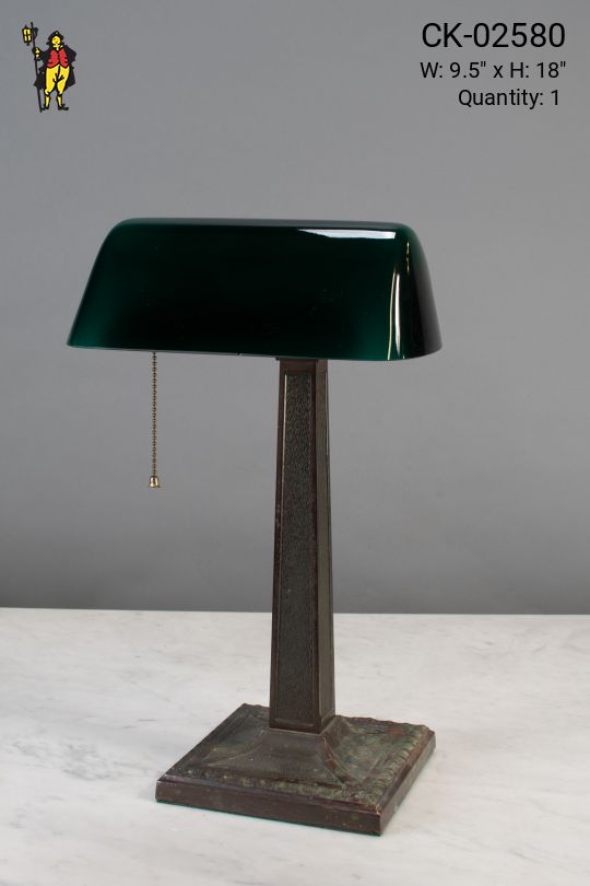 Traditional Banker's Lamp