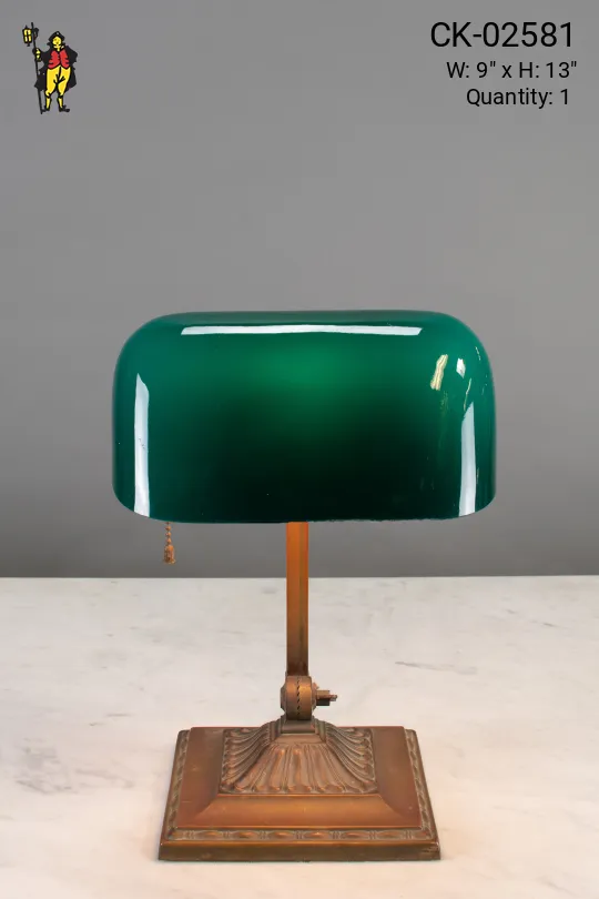 Traditional Banker's Lamp