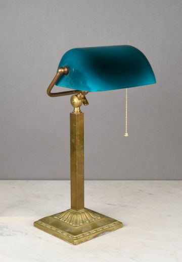 Brass Traditional Banker's Lamp