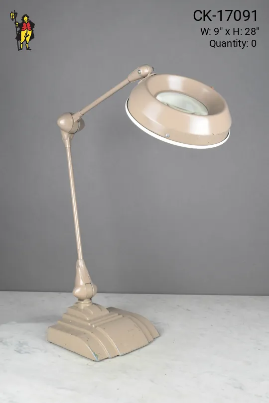 Metal Magnifying Glass Desk Lamp