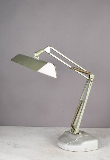 Green Industrial Two Fluorescent Bulb Desk Lamp