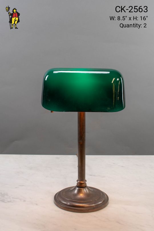 Traditional Banker's Lamp