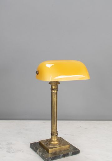 Collumn Banker's Table Lamp