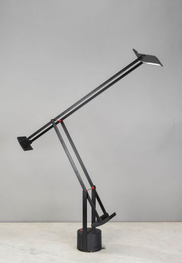 Black Counterweight Desk Lamp