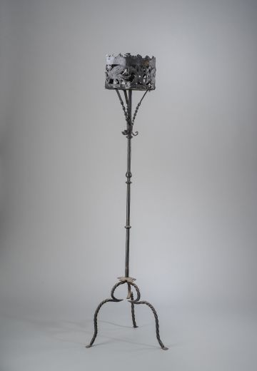 Single Candle Wrought Iron Candelabra