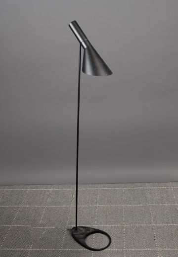 Modern Black Directional Floor Lamp
