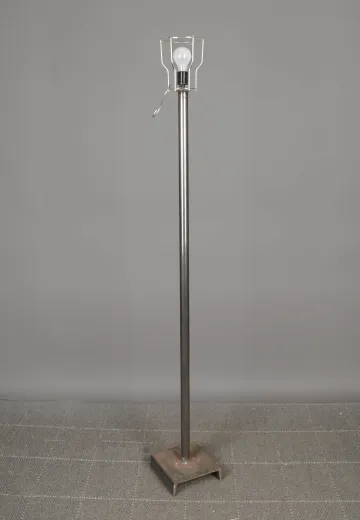 Simple Metal Ghost Light