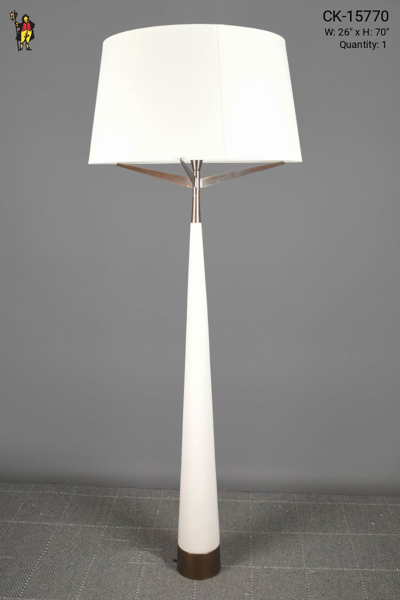 Oversize floor lamp outlet