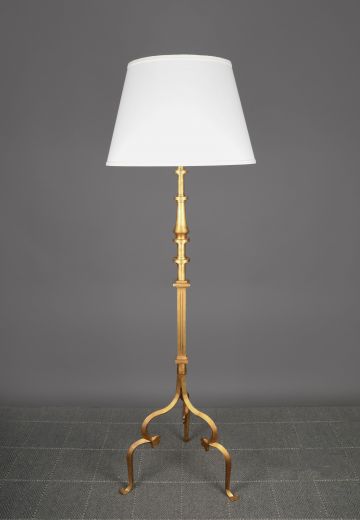 Traditional Three Legged Floor Lamp