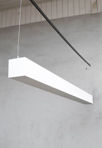 8' LED Hanging Fixture