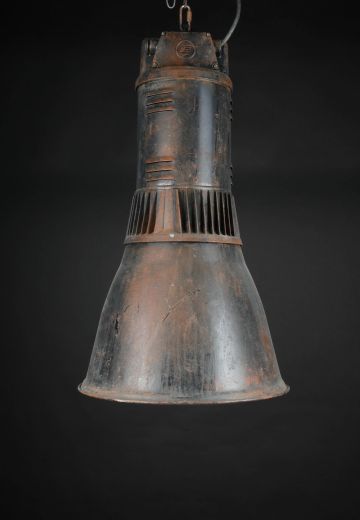 Distressed Metal Industrial Hanging Fixture