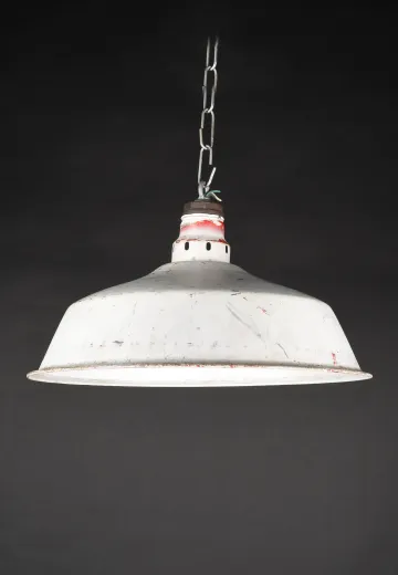 16" Distressed White Hanging RLM