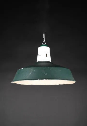 16" Green & White Hanging RLM