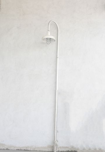 White Curved Arm Lamp Post