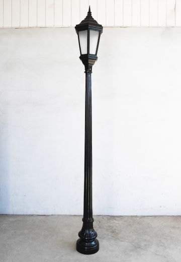 Park Style Eight Foot Lamp Post (Larger Head)