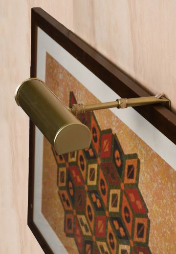 Antique Brass 7" Picture Light
