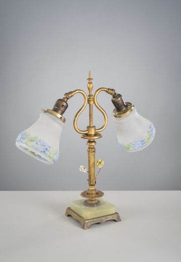 Two Light Brass Table Lamp w/Glass Shades