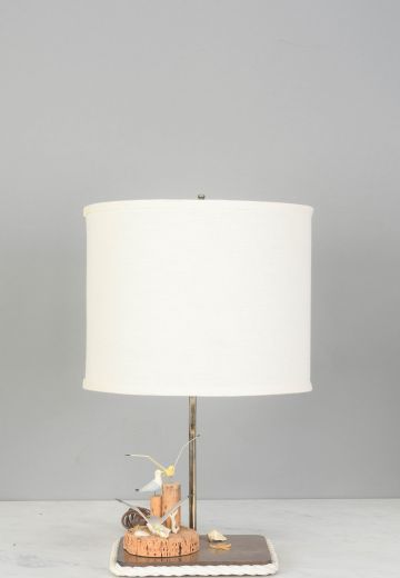 Seagul Figure Table Lamp