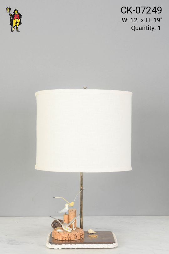 Seagul Figure Table Lamp