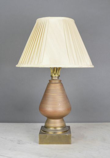 Modern Pineapple Shaped Table Lamp
