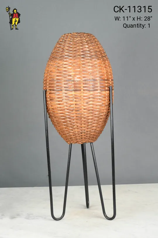Contemporary Wicker Table Lamp