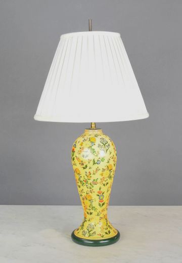 Traditional Floral Table Lamp