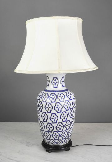 Blue & White Ceramic Table Lamp