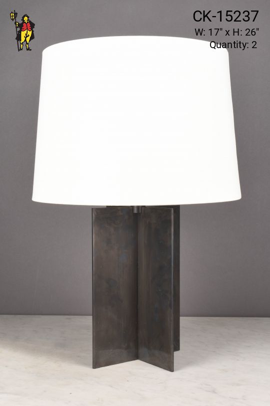 Modern Black Iron Table Lamp