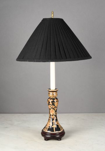 Traditional Wooden Painted Formal Table Lamp