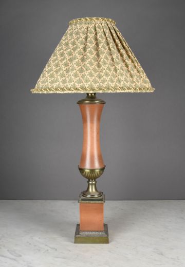 Wooden Traditional Table Lamp