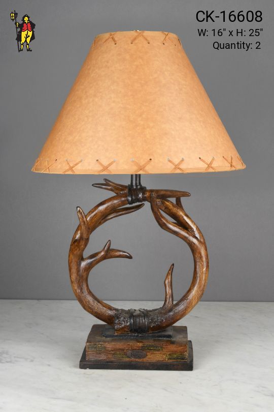 Wooden Antler Ring Table Lamp