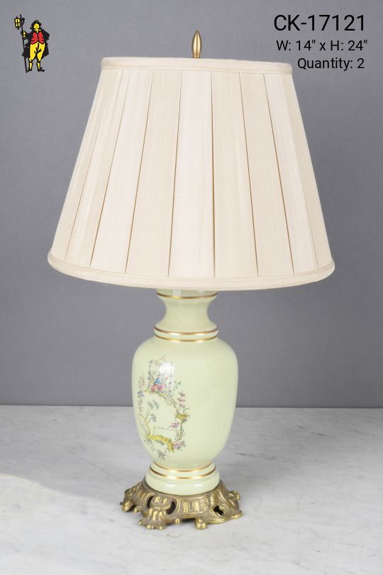 Traditional Floral Table Lamp