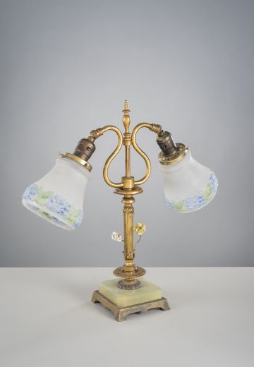 Two Light Brass Table Lamp w/Glass Shades