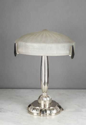 Polished Nickel Art Deco Molded Glass Shaded Table Lamp