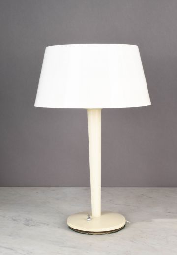 White Plastic Mid Century Table Lamp