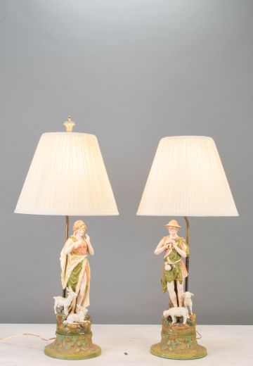 Ceramic Figure Table Lamp