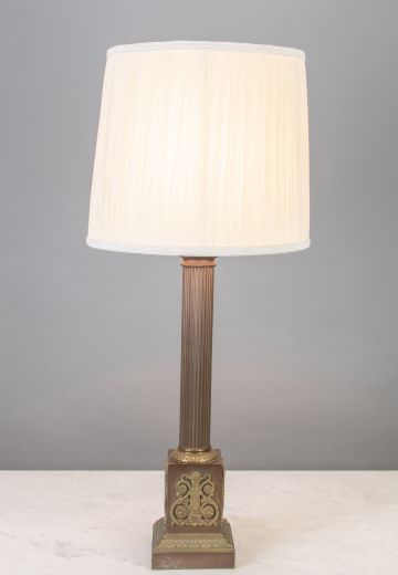Traditional Collumn Style Table Lamp