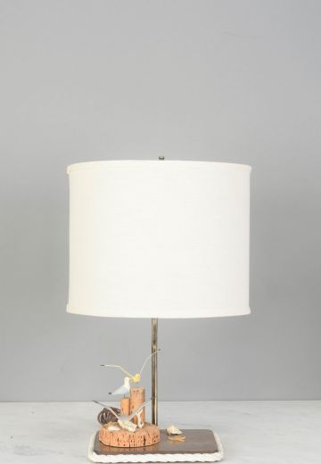 Seagul Figure Table Lamp