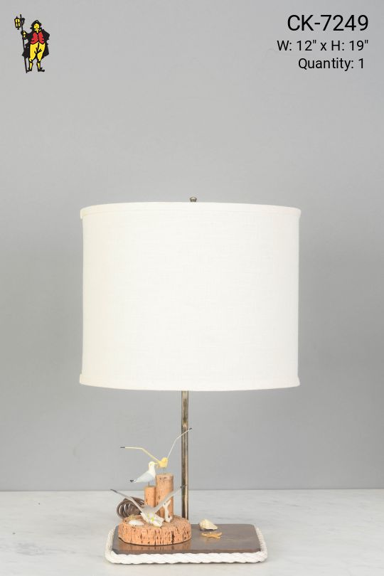 Seagul Figure Table Lamp