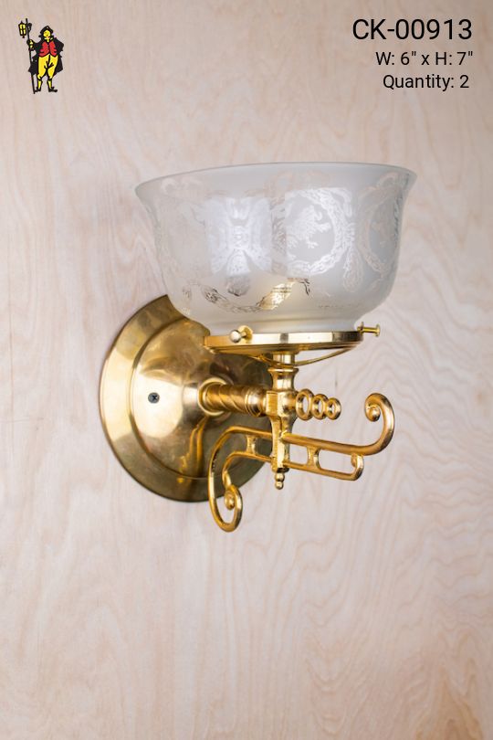 Oil Style Brass Single Decorative Arm Wall Sconce w/Etched Glass Shade