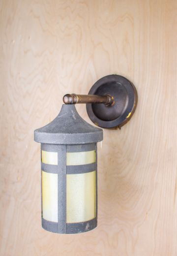 Straight Arm Lantern Wall Sconce